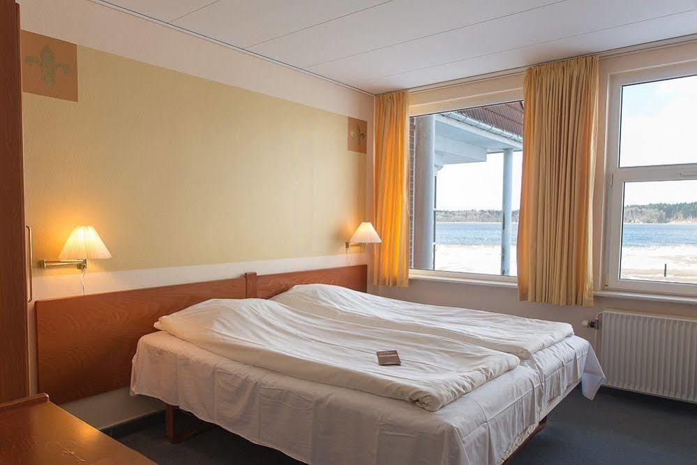 Hotel Pinenhus Glyngøre Εξωτερικό φωτογραφία